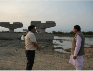 मुख्यमंत्री  पुष्कर सिंह धामी ने किया भारत-नेपाल सीमा पर निर्माणाधीन मार्ग का निरीक्षण