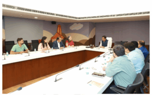 मुख्य सचिव ने नागरिक उड्डयन सचिव श्री समीर कुमार सिन्हा से भेंट की, जिसमें पंतनगर एयरपोर्ट के विस्तारीकरण को लेकर चर्चा की।