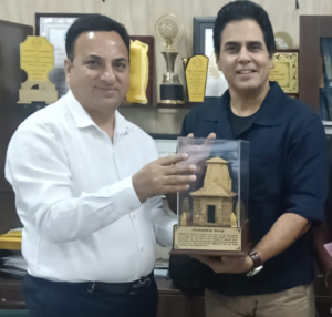 फिल्म अभिनेता अमन वर्मा ने की फिल्म विकास परिषद के नोडल अधिकारी से भेंट