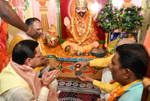 डबल इंजन की सरकार में संचालित योजनाओं का लाभ समाज के अंतिम व्यक्ति तक पहुंच रहा है : मुख्यमंत्री