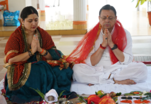 शारदीय नवरात्रि के प्रथम दिवस पर मुख्यमंत्री ने की पूजा-अर्चना, प्रदेशवासियों की सुख-समृद्धि की कामना