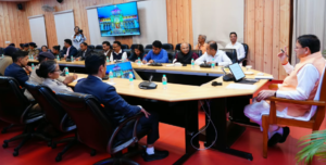 मुख्यमंत्री धामी ने मुख्यमंत्री आवास में देर रात तक जिलाधिकारियों और एसएसपी के साथ ली चार घंटे से अधिक मेराथन बैठक